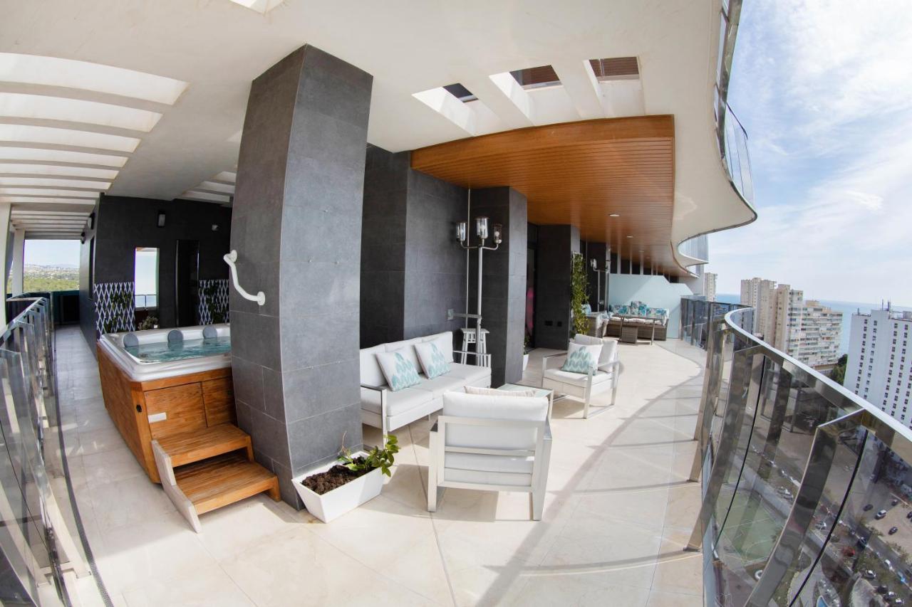 Sunset Waves Benidorm Julieta Vistas Al Mar Premium 200 Mt2 Con Jacuzzi En Terraza Apartment ภายนอก รูปภาพ